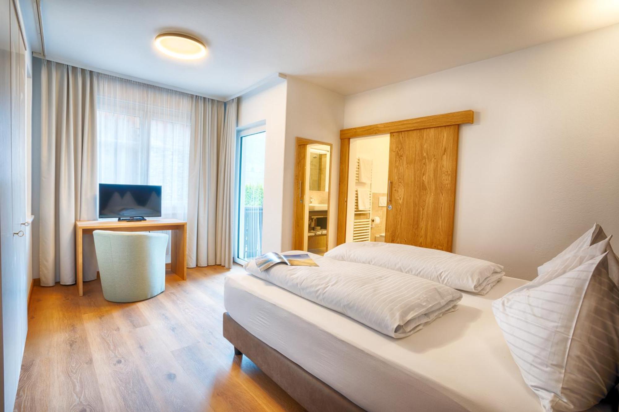 Hotel Lamm Naturns Esterno foto